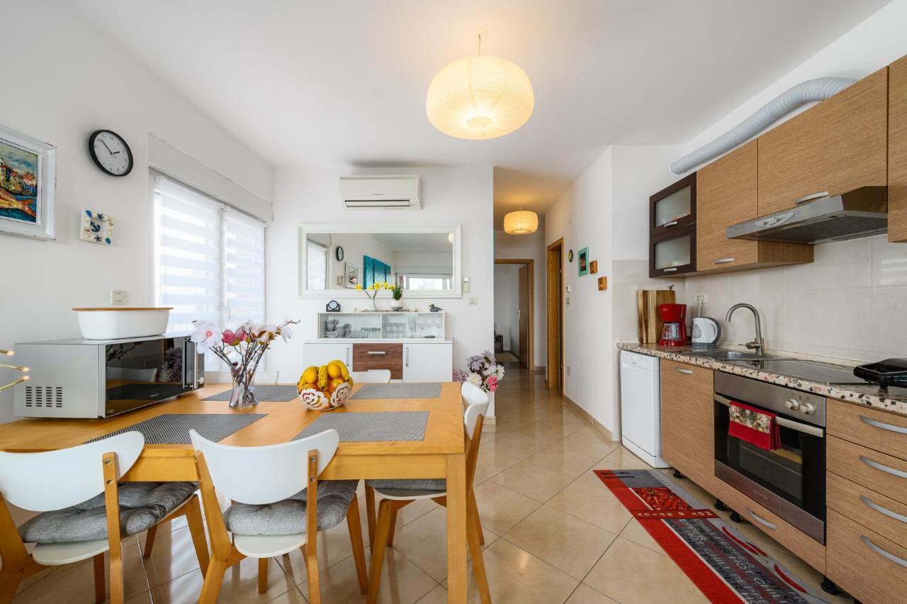Apartment Ares 13 In Umag Center Экстерьер фото