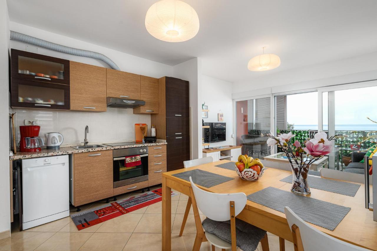 Apartment Ares 13 In Umag Center Экстерьер фото
