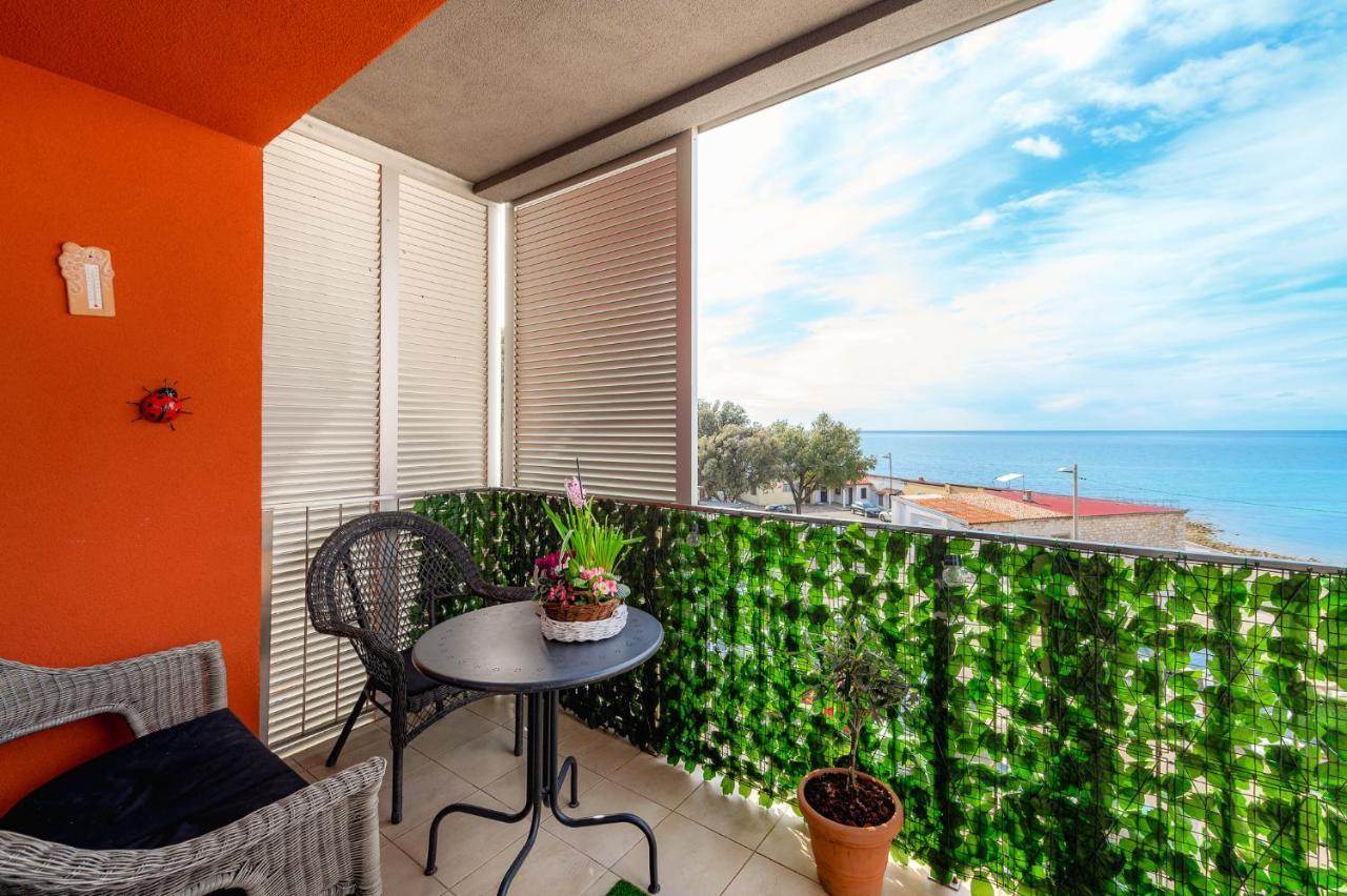 Apartment Ares 13 In Umag Center Экстерьер фото